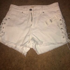 white lace up shorts